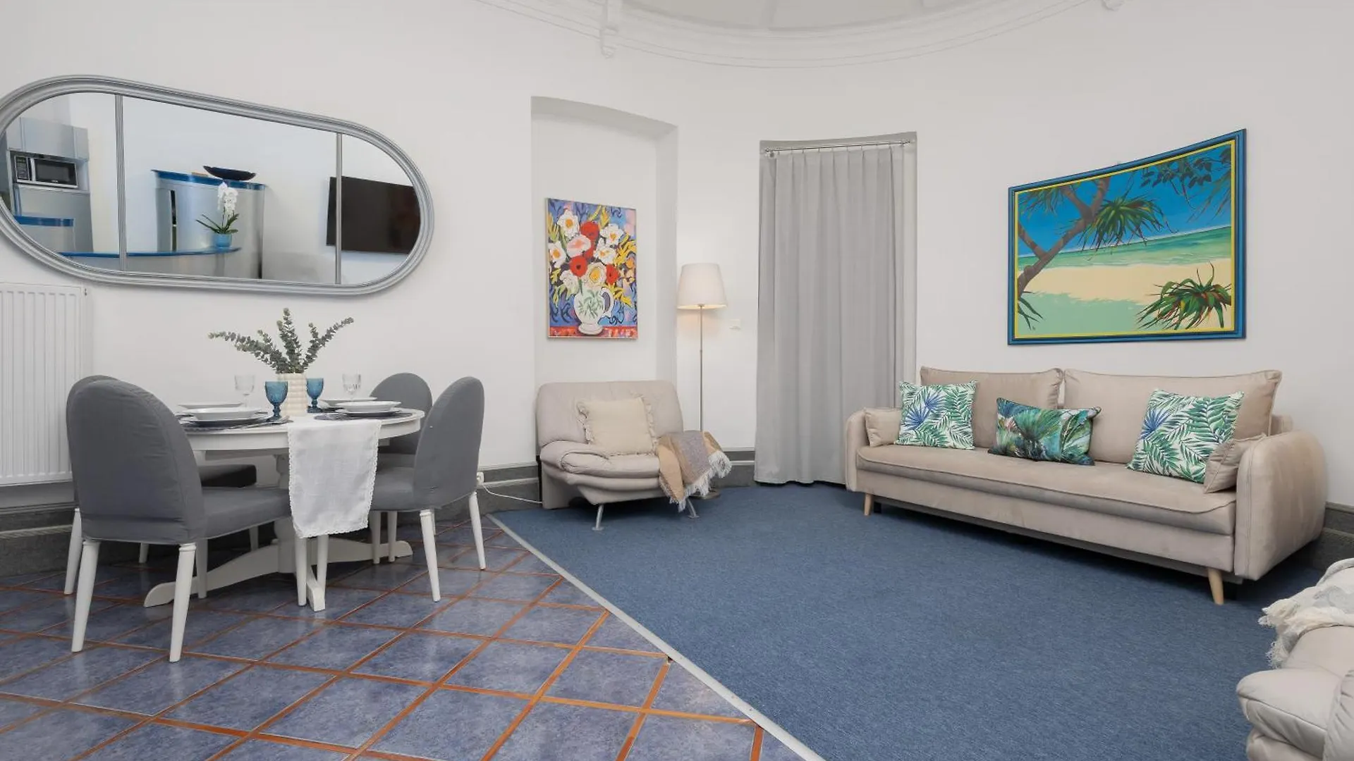 Spacious Apartment In The Warsaw City Center By Rent Like Home