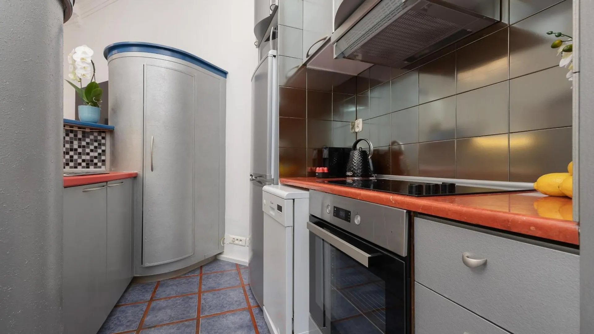 Spacious Apartment In The Warsaw City Center By Rent Like Home